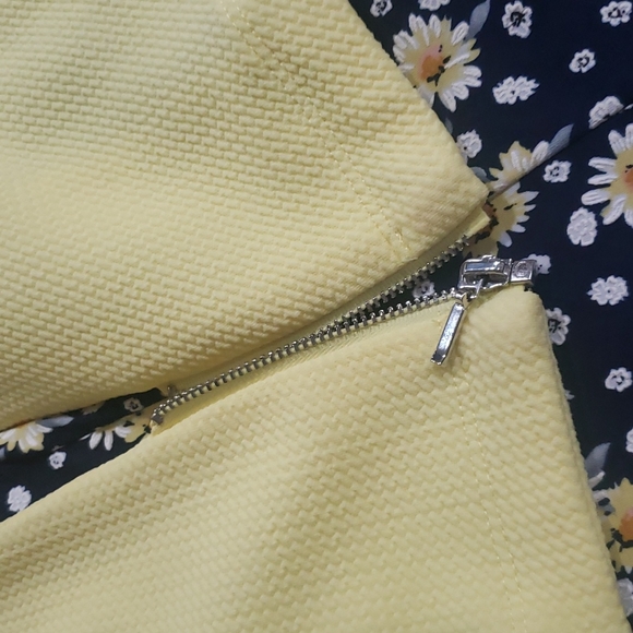 Dress - Picture 11 of 16